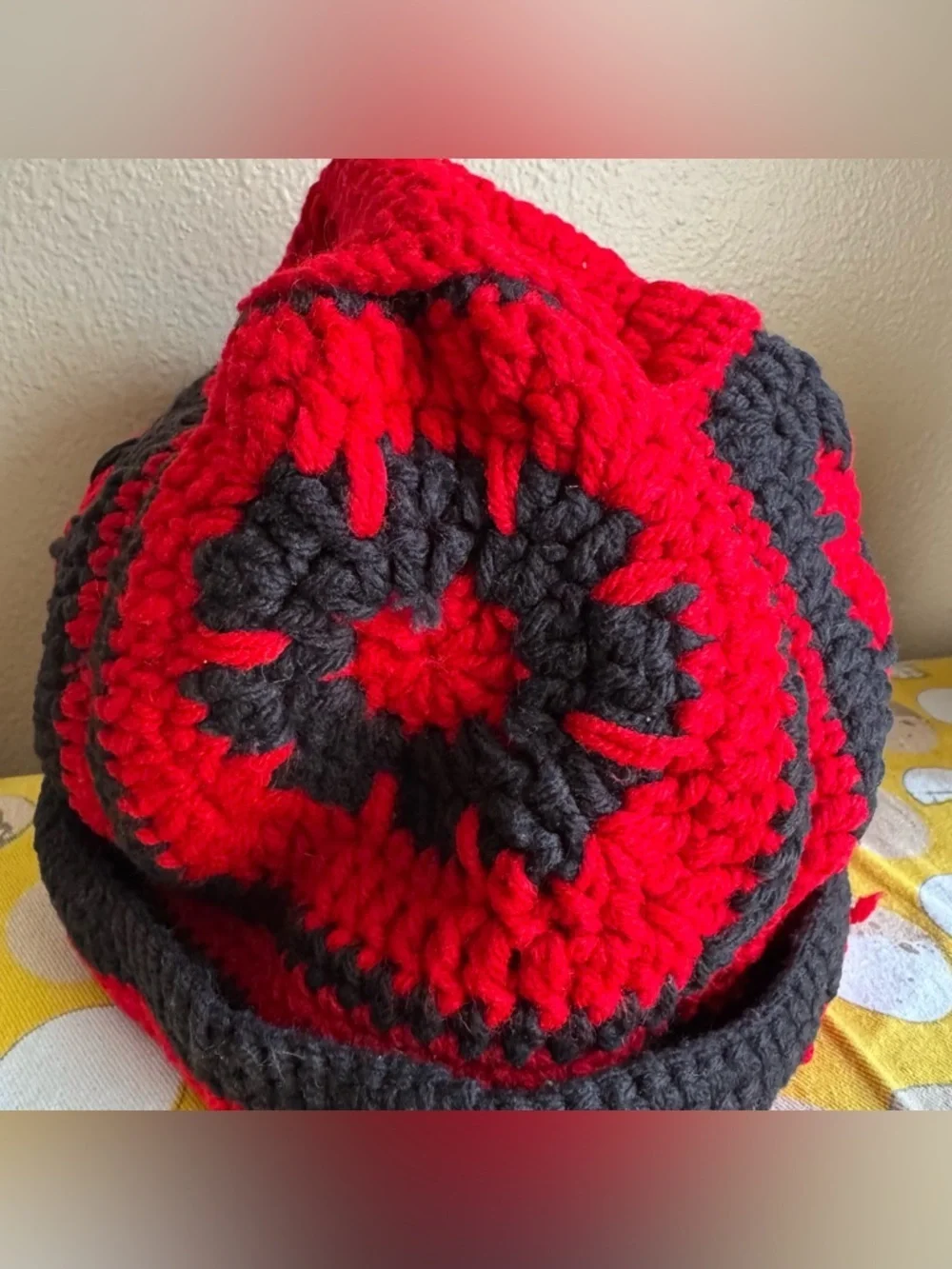 Vintage look crocheted grandma square hat